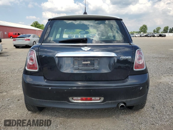 2011 MINI Hardtop with VIN WMWSU3C51BT183638, listed as a Copart auction lot 62762925 with Not provided miles and Non repairable. Bid and sale history available at DreamBid. Image 6.
