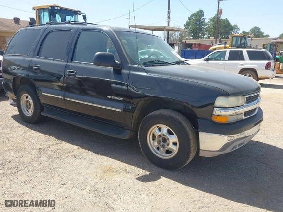 2003 Chevrolet Tahoe LT with VIN 1GNEC13Z03R318933, listed as a IAAI auction lot 41828148 with 192,851 mi miles. Bid and sale history available at carsss.com. Image 1.