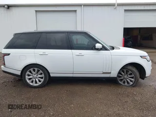 2015 Land Rover Range Rover HSE с VIN SALGS2VF7FA229689, выставлен на аукционе IAAI как лот 42092133 с пробегом 107 963 миль миль и . История ставок и продаж доступна на DreamBid. Изображение 14.