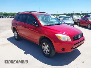 2006 Toyota RAV4 with VIN JTMZD33V966011749, listed as a IAAI auction lot 42005018 with 117,071 mi miles. Bid and sale history available at carsss.com. Image 1.