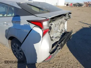 2020 Toyota Prius LE with VIN JTDL9RFU1L3018642, listed as a IAAI auction lot 41445840 with 41,090 mi miles and . Bid and sale history available at DreamBid. Image 6.
