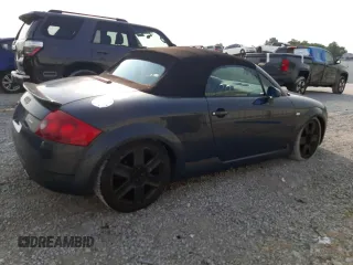 2004 Audi TT with VIN TRUUT28NX41006107, listed as a Copart auction lot 63794954 with 142,386 mi miles and Salvage Title. Bid and sale history available at carsss.com. Image 3.