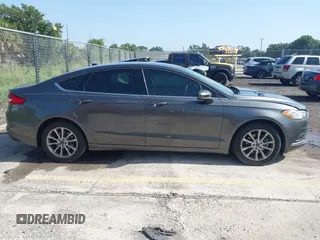 2017 Ford Fusion SE с VIN 3FA6P0HD8HR364066, выставлен на аукционе IAAI как лот 42824947 с пробегом 71 137 миль миль и . История ставок и продаж доступна на DreamBid. Изображение 13.