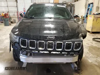 2024 Jeep Compass Latitude Lux с VIN 3C4NJDFN9RT133806, выставлен на аукционе Copart как лот 54915595 с пробегом 11 991 миль миль и Списание • Salvage title. История ставок и продаж доступна на DreamBid. Изображение 5.