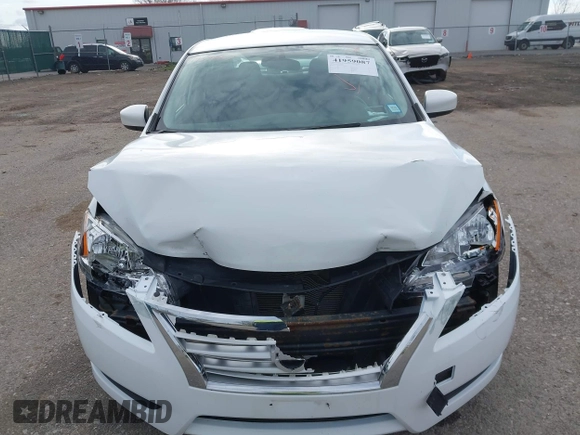 2015 Nissan Sentra S with VIN 3N1AB7AP2FY320344, listed as a IAAI auction lot 41959087 with 113,050 mi miles. Bid and sale history available at carsss.com. Image 6.