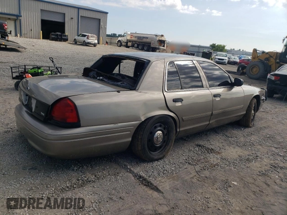 2010 Ford Police Interceptor z VIN 2FABP7BV4AX129017, wystawiony jako Copart lot #56814735 z przebiegiem Nie podano mil oraz Szkoda całkowita • Salvage title. Historia ofert i sprzedaży dostępna na DreamBid. Obrazek 3.