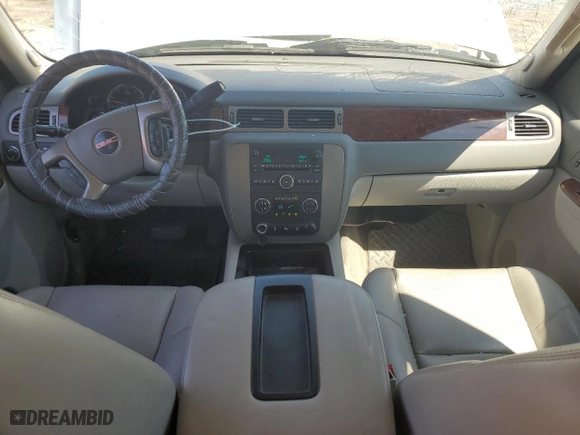 2013 GMC Sierra 1500 SLT with VIN 3GTP2WE70DG210472, listed as a Copart auction lot 70811604 with 111,002 mi miles and Salvage Title. Bid and sale history available at carsss.com. Image 8.