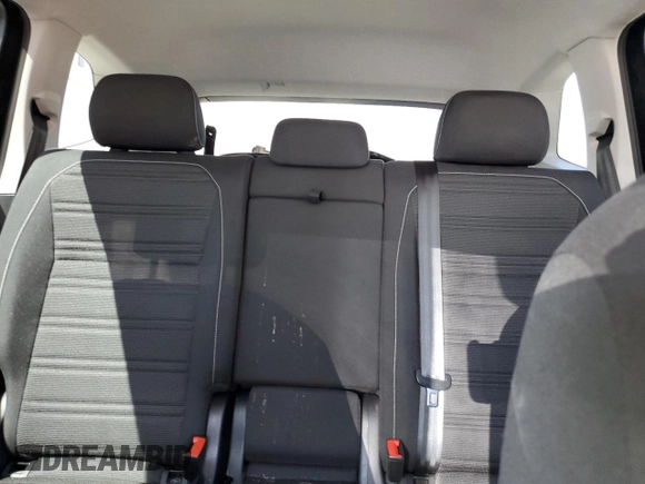 2022 Volkswagen Tiguan S with VIN 3VV0B7AXXNM045175, listed as a Copart auction lot 51555585 with 57,657 mi miles and Salvage title. Bid and sale history available at DreamBid. Image 10.