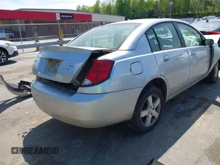 2007 Saturn ION z VIN 1G8AL55B87Z186597, wystawiony jako IAAI lot #42062362 z przebiegiem Nie podano mil oraz . Historia ofert i sprzedaży dostępna na DreamBid. Obrazek 4.