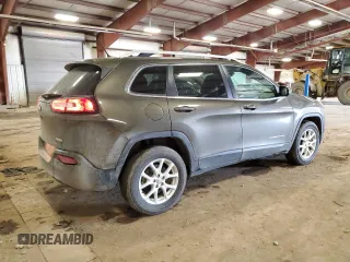 2015 Jeep Cherokee Latitude with VIN 1C4PJMCS4FW675341, listed as a Copart auction lot 51131425 with 123,302 mi miles and Clean Title. Bid and sale history available at DreamBid. Image 3.
