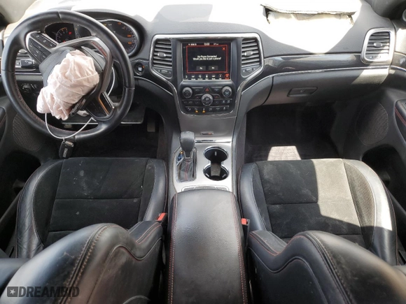 2018 Jeep Grand Cherokee Trailhawk with VIN 1C4RJFLT6JC328715, listed as a Copart auction lot 49987175 with 105,515 mi miles and Salvage Title. Bid and sale history available at carsss.com. Image 8.