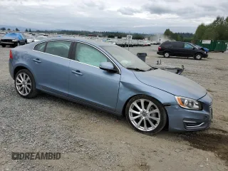 2017 Volvo S60 Inscription z VIN LYV402TK4HB127567, wystawiony jako Copart lot #66991914 z przebiegiem Nie podano mil oraz Szkoda całkowita • Salvage title. Historia ofert i sprzedaży dostępna na DreamBid. Obrazek 4.