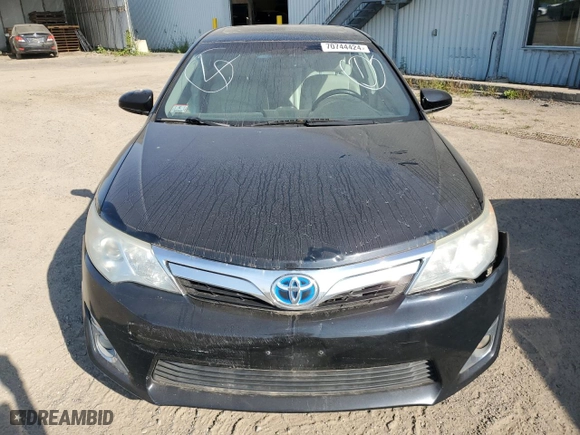 2014 Toyota Camry Hybrid LE with VIN 4T1BD1FK7EU137539, listed as a Copart auction lot 70744424 with 152,831 mi miles and Clean Title. Bid and sale history available at carsss.com. Image 5.