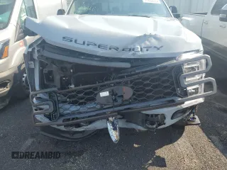 2024 Ford F-350 XL with VIN 1FT8W3BT8RED16160, listed as a Copart auction lot 71034834 with 8,950 mi miles and Salvage Title. Bid and sale history available at DreamBid. Image 13.