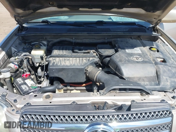 2006 Toyota Highlander z VIN JTEDW21AX60009120, wystawiony jako IAAI lot #41912964 z przebiegiem 304 205 mil mil oraz . Historia ofert i sprzedaży dostępna na DreamBid. Obrazek 10.