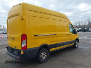 2016 Ford Transit with VIN 1FTYR2XM6GKA77726, listed as a IAAI auction lot 41919641 with 379,048 mi miles and . Bid and sale history available at DreamBid. Image 4.
