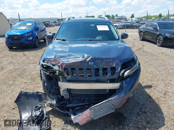 2020 Jeep Cherokee Altitude with VIN 1C4PJMLX7LD636746, listed as a IAAI auction lot 42271942 with 54,435 mi miles and . Bid and sale history available at DreamBid. Image 12.