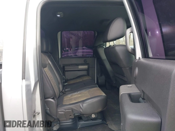 2011 Ford F-250 XL z VIN 1FT7W2BT5BEA16071, wystawiony jako IAAI lot #41666621 z przebiegiem 181 497 mil mil oraz . Historia ofert i sprzedaży dostępna na DreamBid. Obrazek 8.