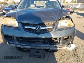 2006 Acura MDX with VIN 2HNYD18246H549248, listed as a IAAI auction lot 41361032 with 176,399 mi miles. Bid and sale history available at carsss.com. Image 6.