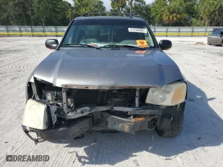 2005 GMC Envoy SLE with VIN 1GKDS13S752277744, listed as a Copart auction lot 51236965 with 248,950 mi miles and Salvage Title. Bid and sale history available at carsss.com. Image 5.