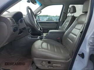 2002 Ford Explorer Limited с VIN 1FMDU75E52ZB28070, выставлен на аукционе Copart как лот 66147195 с пробегом 152 835 миль миль и Чистый • Clean title. История ставок и продаж доступна на DreamBid. Изображение 7.