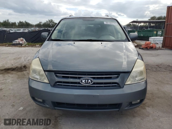 2009 Kia Sedona EX with VIN KNDMB233396299667, listed as a Copart auction lot 80186774 with 197,328 mi miles and Salvage Title. Bid and sale history available at carsss.com. Image 5.