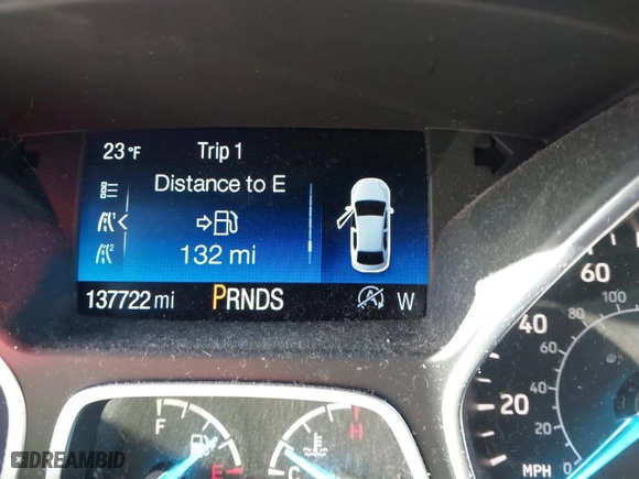 2017 Ford Escape SE with VIN 1FMCU9GD4HUB78704, listed as a IAAI auction lot 41993086 with 137,722 mi miles. Bid and sale history available at carsss.com. Image 15.