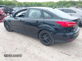 2016 Ford Focus SE с VIN 1FADP3F23GL244313, выставлен на аукционе IAAI как лот 42282622 с пробегом Не указан миль и . История ставок и продаж доступна на DreamBid. Изображение 3.