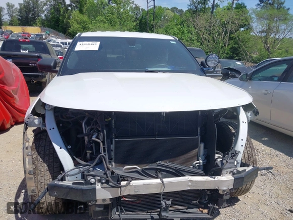 2020 Ford Police Interceptor Utility z VIN 1FM5K8AB3LGC92541, wystawiony jako IAAI lot #41968483 z przebiegiem 82 913 mil mil oraz . Historia ofert i sprzedaży dostępna na DreamBid. Obrazek 12.