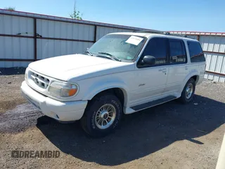 2000 Ford Explorer Limited с VIN 1FMDU75E9YZC41559, выставлен на аукционе IAAI как лот 42653084 с пробегом 268 882 миль миль и . История ставок и продаж доступна на DreamBid. Изображение 2.