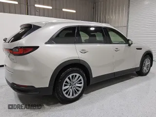 2024 Mazda CX-90 Preferred z VIN JM3KKBHD7R1133066, wystawiony jako Copart lot #55535055 z przebiegiem 34 442 mil mil oraz Tytuł czysty. Historia ofert i sprzedaży dostępna na DreamBid. Obrazek 3.