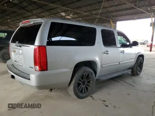 2010 Chevrolet Suburban LT with VIN 1GNUCJE05AR254136, listed as a Copart auction lot 48036375 with 146,698 mi miles and Clean Title. Bid and sale history available at carsss.com. Image 3.