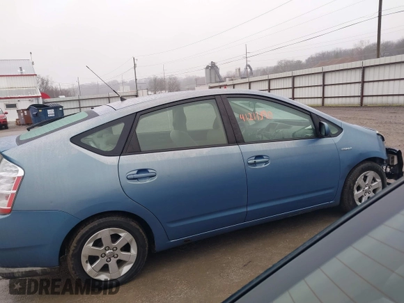 2008 Toyota Prius with VIN JTDKB20U887726550, listed as a IAAI auction lot 41211390 with 205,848 mi miles. Bid and sale history available at carsss.com. Image 13.