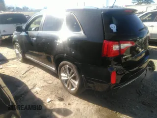 2014 Kia Sorento SX Limited with VIN 5XYKW4A74EG451217, listed as a IAAI auction lot 41358018 with 284,588 mi miles. Bid and sale history available at carsss.com. Image 3.