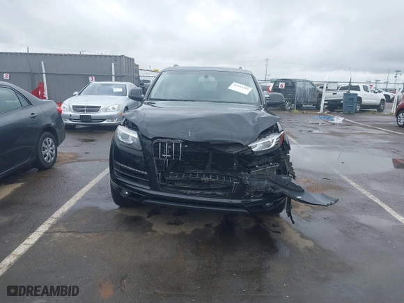 2015 Audi Q7 3.0T Premium Plus with VIN WA1LGAFE3FD024130, listed as a IAAI auction lot 41935105 with 1 mi miles. Bid and sale history available at carsss.com. Image 13.