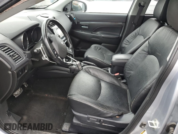 2016 Mitsubishi Outlander SEL z VIN JA4AP4AW8GZ051692, wystawiony jako Copart lot #61483965 z przebiegiem 62 556 mil mil oraz Szkoda całkowita • Salvage title. Historia ofert i sprzedaży dostępna na DreamBid. Obrazek 7.