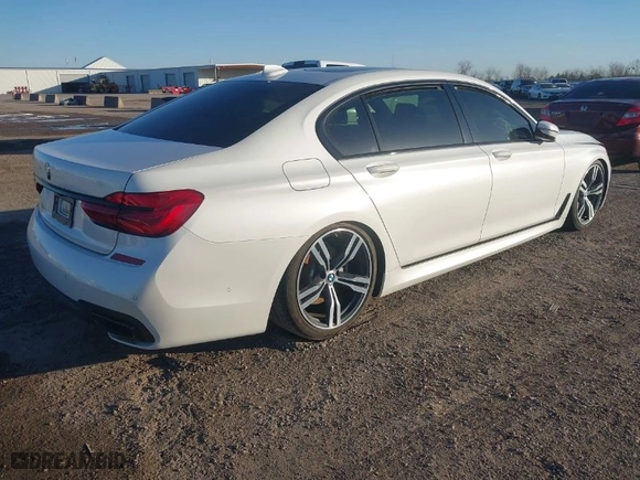 2019 BMW 7 Series 750i with VIN WBA7F0C58KGM24778, listed as a IAAI auction lot 41740384 with 1 mi miles. Bid and sale history available at carsss.com. Image 4.