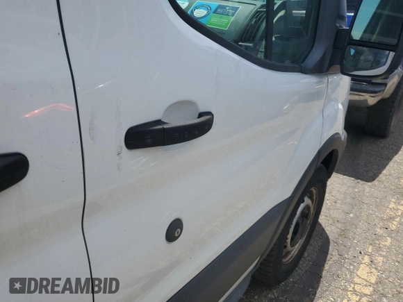 2016 Ford Transit Cargo с VIN 1FTYE1YM0GKB15648, выставлен на аукционе IAAI как лот 42679254 с пробегом 135 283 миль миль и . История ставок и продаж доступна на DreamBid. Изображение 9.