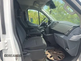 2018 Ford Transit z VIN 1FTYR1ZMXJKB47999, wystawiony jako IAAI lot #42787302 z przebiegiem 140 957 mil mil oraz . Historia ofert i sprzedaży dostępna na DreamBid. Obrazek 1.