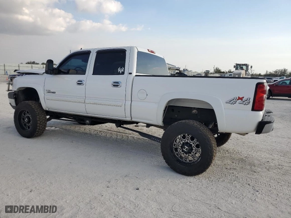 2006 Chevrolet Silverado 2500HD LT1 with VIN 1GCHK23D56F156919, listed as a Copart auction lot 44517785 with NaN miles and Non Repairable. Bid and sale history available at carsss.com. Image 2.