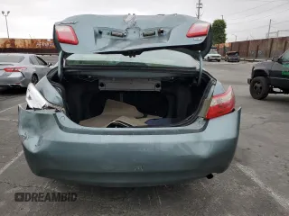 2008 Toyota Camry LE z VIN 4T4BE46K48R016122, wystawiony jako Copart lot #59758125 z przebiegiem 172 945 mil mil oraz Szkoda całkowita • Salvage title. Historia ofert i sprzedaży dostępna na DreamBid. Obrazek 6.