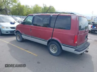 1994 Chevrolet Astro with VIN 1GNEL19W5RB176819, listed as a IAAI auction lot 42116566 with 179,027 mi miles. Bid and sale history available at carsss.com. Image 3.