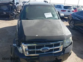 2010 Ford Escape XLT with VIN 1FMCU0DG1AKA15388, listed as a IAAI auction lot 41752399 with 189,655 mi miles. Bid and sale history available at carsss.com. Image 13.