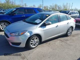 2016 Ford Focus SE with VIN 1FADP3F28GL389377, listed as a IAAI auction lot 42135996 with 172,278 mi miles. Bid and sale history available at carsss.com. Image 2.