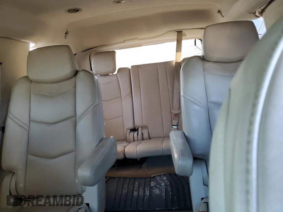 2018 Cadillac Escalade Luxury z VIN 1GYS3BKJXJR138217, wystawiony jako Copart lot #86212934 z przebiegiem Nie podano mil oraz Szkody całkowita. Historia ofert i sprzedaży dostępna na DreamBid. Obrazek 10.