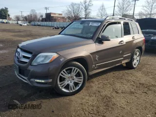 2015 Mercedes-Benz GLK 250 with VIN WDCGG0EB4FG396576, listed as a Copart auction lot 50977745 with 371,293 mi miles and Salvage Title. Bid and sale history available at DreamBid. Image 1.