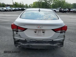2016 Hyundai Elantra SE с VIN KMHDH4AE5GU502951, выставлен на аукционе Copart как лот 60399795 с пробегом 83 080 миль миль и Списание • Salvage title. История ставок и продаж доступна на DreamBid. Изображение 6.