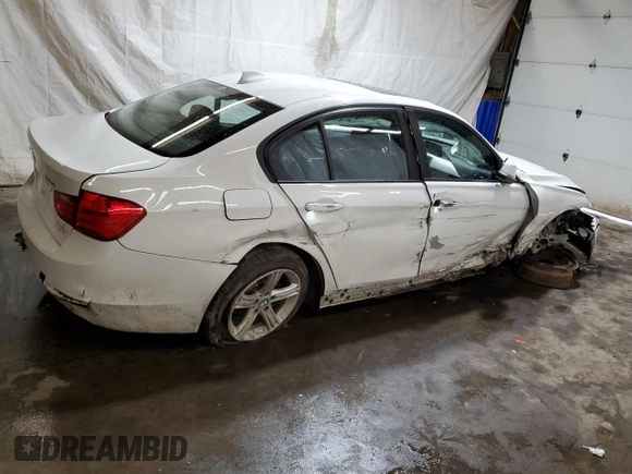 2015 BMW 3 Series 320i xDrive with VIN WBA3C3C54FK201696, listed as a Copart auction lot 64204924 with 97,211 mi miles and Salvage Title. Bid and sale history available at carsss.com. Image 3.
