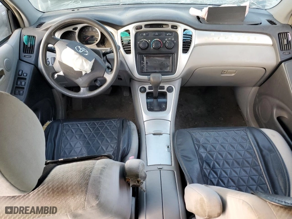 2006 Toyota Highlander w/3rd Row with VIN JTEDP21A260110407, listed as a Copart auction lot 88809225 with 304,911 mi miles and Salvage Title. Bid and sale history available at carsss.com. Image 8.