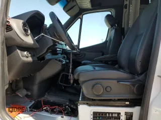 2021 Mercedes-Benz Sprinter Cargo with VIN W1Y4ECHY8MT058906, listed as a Copart auction lot 75736554 with 171,564 mi miles and Salvage Title. Bid and sale history available at carsss.com. Image 7.